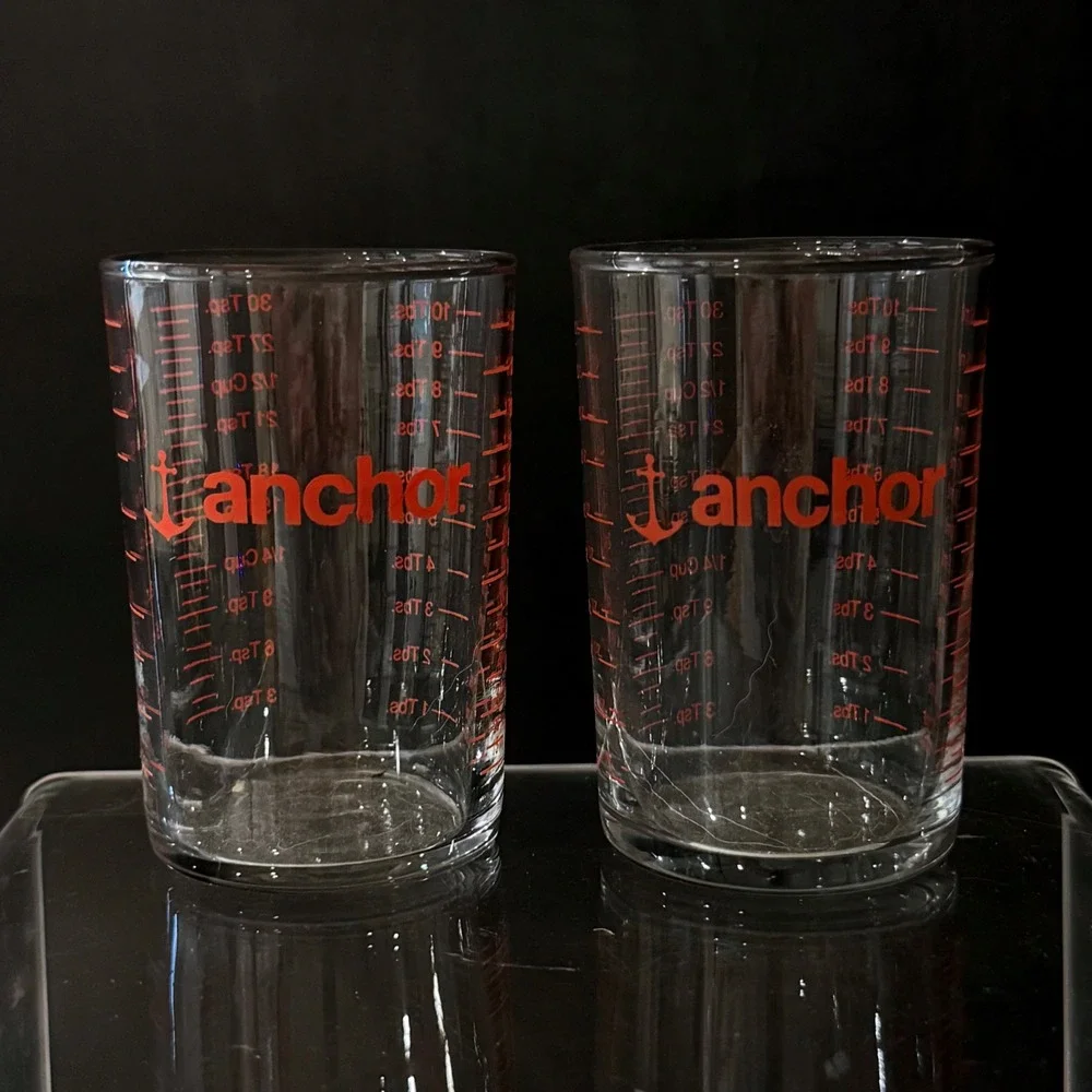Anchor Hocking Graduated Measuring Cup Glass Red Lettering Set of 2
